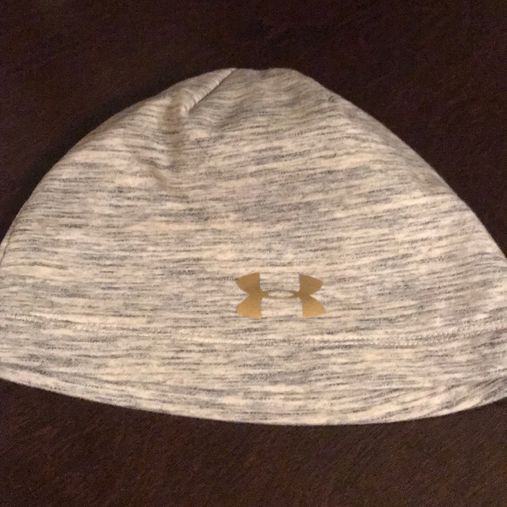 Under Armor beanie